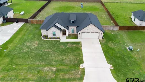 16265 Eagle Ln, Lindale, TX 75771