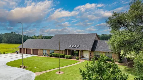 126 County Road 4212, Jacksonville, TX 75766