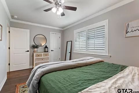 Bedroom - 237 Hideaway Ln, Hideaway, TX 75771 photo 2 of 4