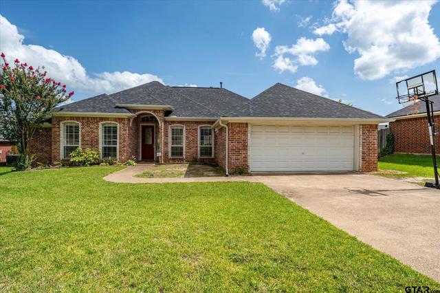 2043 Rana Park, Flint, TX 75762