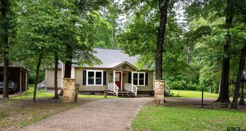 114 Butternut Gln, Holly Lake Ranch, TX 75765