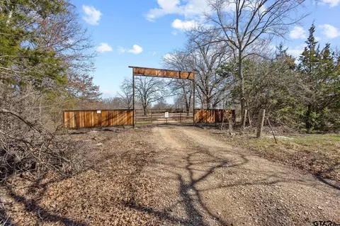 660 Twisted Mallard Way, Honey Grove, TX 75446