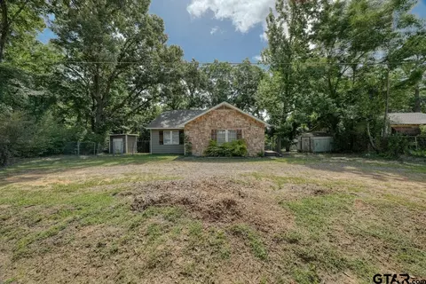508 N Tyler St, Big Sandy, TX 75755