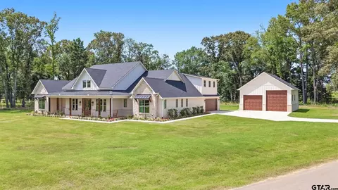 21385 Gatlinburg Rd, Bullard, TX 75757