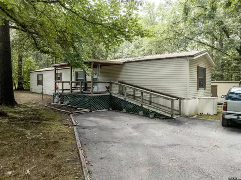 190 E Sycamore Ln, Murchison, TX 75778