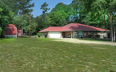 443 Meadow View Path, Holly Lake Ranch, TX 75765