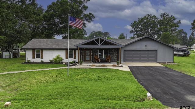 2395 E Royal Dr, Chandler, TX 75758