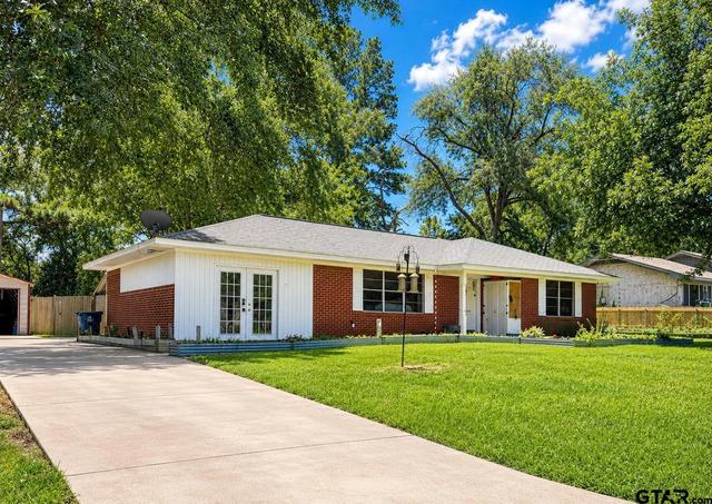 409 Poe St, Quitman, TX 75783