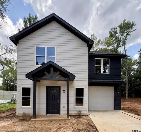 325 Royal Dr, Bullard, TX 75757