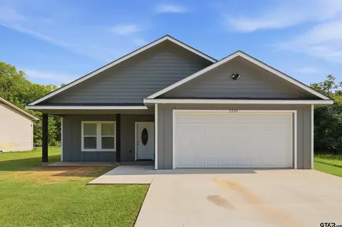 1201 E 8th St, Mount Pleasant, TX 75455