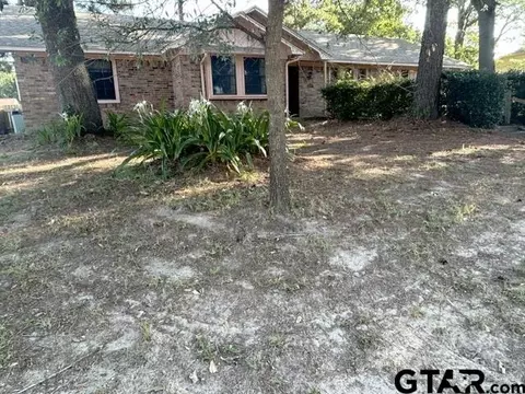 1006 Jeffrey Dr, Tyler, TX 75703