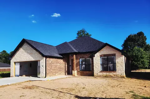 426 Deer Point Cv, Chandler, TX 75758