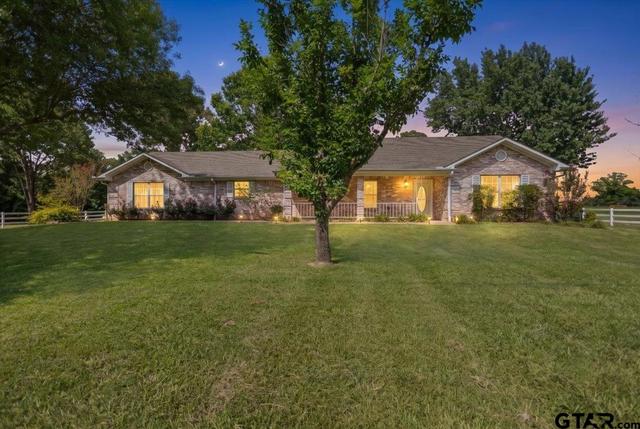 451 St Hwy 204, Jacksonville, TX 75766