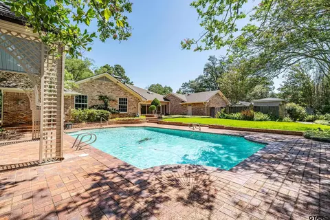 1929 Mcdonald Rd, Tyler, TX 75701
