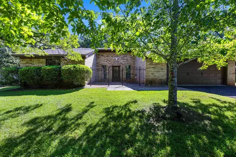 6339 Lakewood Dr, Gilmer, TX 75645