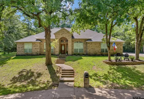 23610 Greenway Dr, Bullard, TX 75757