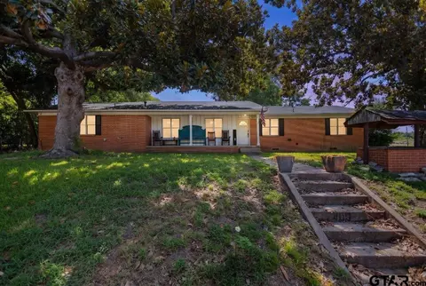 400 N Motley, Overton, TX 75684