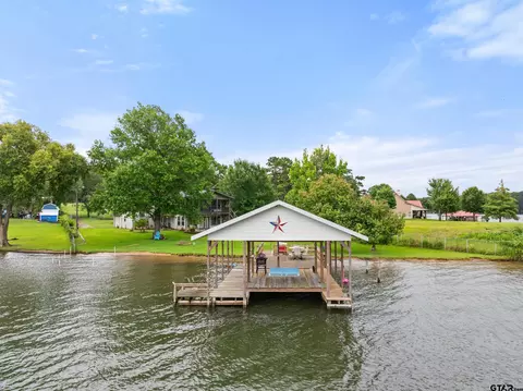 288 County Road 3133, Jacksonville, TX 75766