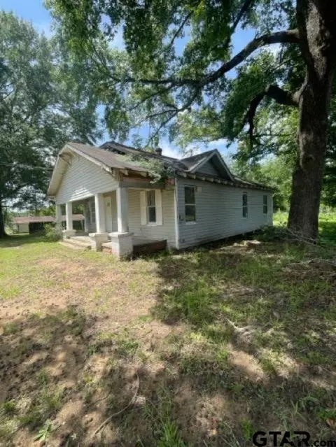 401 S Joy St, Troup, TX 75789