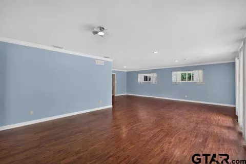 8 Rambling Rd, Longview, TX 75604 photo 4
