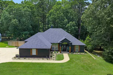 184 Greenwood Ranch Dr, Kilgore, TX 75662