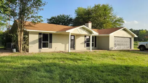 9474 Fm 804, Larue, TX 75770