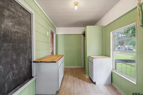 Entry Way - 280 E North St, Emory, TX 75440 photo 1 of 1