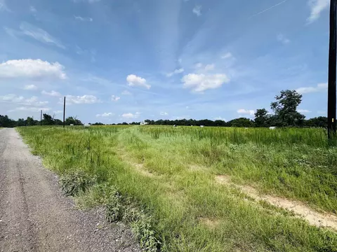 24620 Pr 8102, Frankston, TX 75763