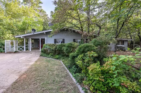 110 Green Cv, Holly Lake Ranch, TX 75765