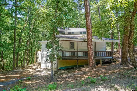 2228 W Holly Trl, Holly Lake Ranch, TX 75765