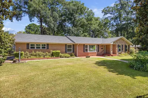 909 Woodlawn, Kilgore, TX 75662