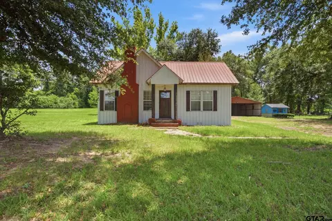 506 E Longview St, Arp, TX 75750