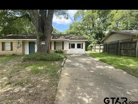 106 Allen St, Arp, TX 75750