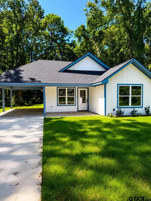 363 Wiley Dr, Bullard, TX 75757
