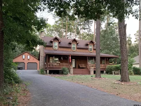 164 Pine Needle Gln, Holly Lake Ranch, TX 75765