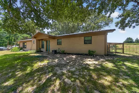 231 Cr 4235, Jacksonville, TX 75766