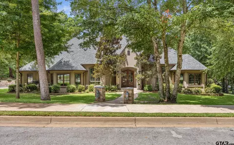 3060 Stonegate Blvd, Tyler, TX 75703