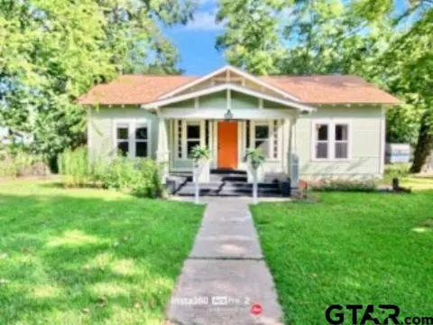 415 W Walston, Oakwood, TX 75855