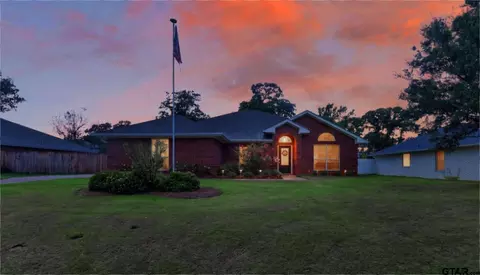 514 Noah Ln, Lindale, TX 75771