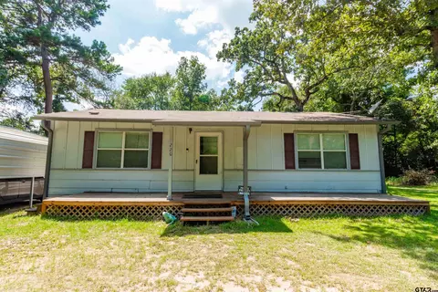 220 Carri Dr, Bullard, TX 75757