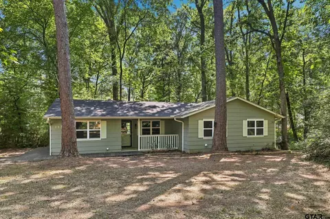 1435 Hideaway Ln W, Lindale, TX 75771