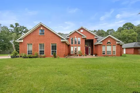 783 An County Road 165, Elkhart, TX 75839