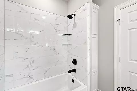 Bath - 1216 N Third St, Longview, TX 75601 photo 2 of 3