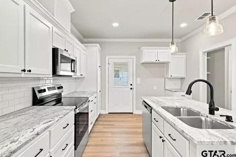 Kitchen - 1216 N Third St, Longview, TX 75601 photo 2 of 3