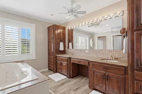Bath - 378 Eagle Rd, Gilmer, TX 75645 photo 2 of 6