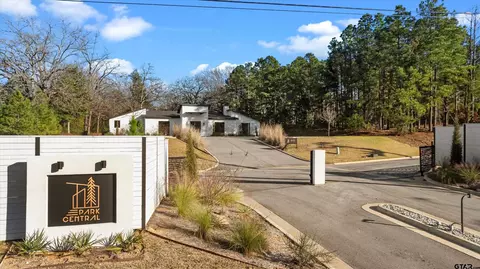 6043 N Park Central Ct, Tyler, TX 75703