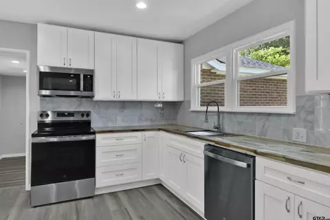 Kitchen - 1908 5th, Tyler, TX 75701 photo 1 of 2