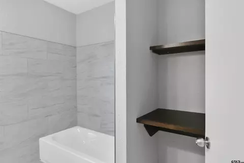 Bath - 1908 5th, Tyler, TX 75701 photo 3 of 3