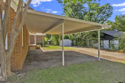 Exterior - 1908 5th, Tyler, TX 75701 photo 2 of 4