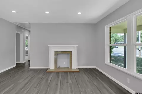 Living - 1908 5th, Tyler, TX 75701 photo 3 of 7